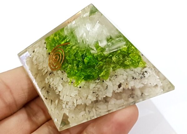 Reiki crystal orgonite peridot selenite Rainbow moonstone pyramid chakra orgone - Image 2
