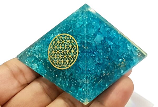 Flower of life blue crystal orgone pyramid - Image 7