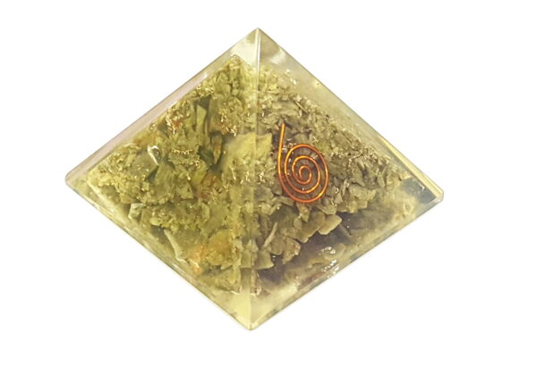 Serpentine Natural Stone Healing Orgone Pyramid