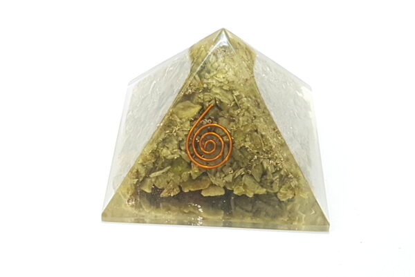Serpentine Natural Stone Healing Orgone Pyramid - Image 5