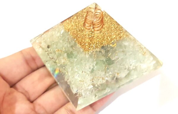 Green Fluorite Orgone Pyramid, Organite Energy, Reiki Chakra Healing Meditation Aura, Pyramid for Positive Vibes & Energy - Image 5