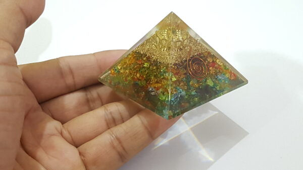 Multi Color Dyed Chakra Crystal Chips Beautiful Crown Orgone Pyramid, Orgone Pyramid, Reiki Crystal, Gift for Loved Ones, 50mm Unique Piece - Image 4