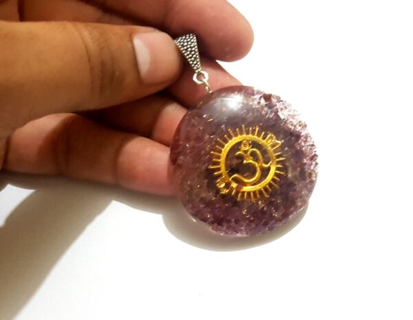 Tree of life garnet orgone pendant natural Crystal chips orgonite protection pendant - Image 7