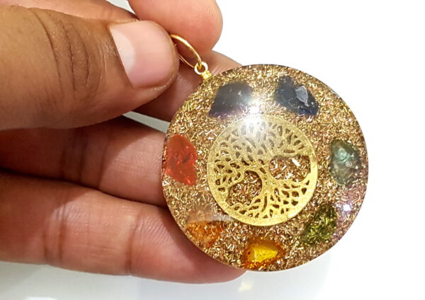 Tree of Life Chakra Chips Orgone Pendant Reiki Crystal Healing Metaphysical Pendant, Healing Chakra Crystal Pendant Cord, Beautiful Gift