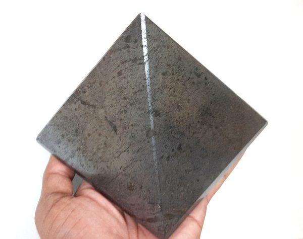 Big Hematite Pyramid 5 inches Positive Energy Chakra Balancing Pyramid Stability - Image 9