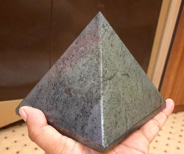 Big Hematite Pyramid 5 inches Positive Energy Chakra Balancing Pyramid Stability - Image 11