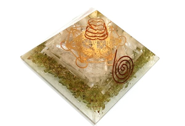 Peridot selenite metatron orgone pyramid - Image 3