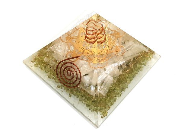 Peridot selenite metatron orgone pyramid