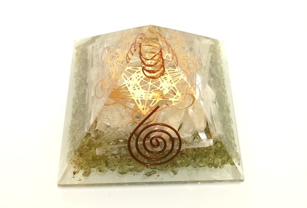 Peridot selenite metatron orgone pyramid - Image 7